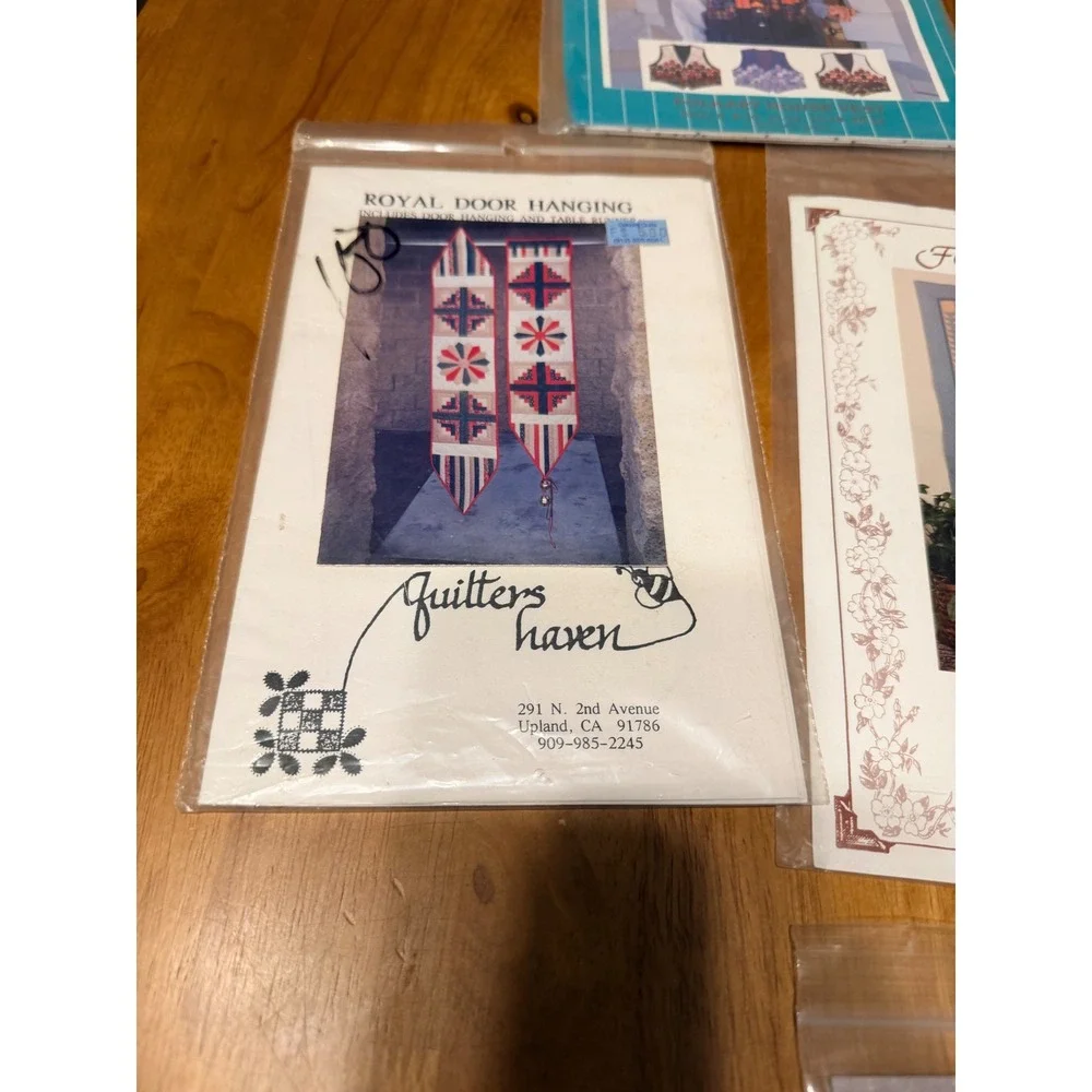 Vintage Quilting Sewing Pattern Lot Wall Hanging Placemats Bears 8pc Mixed Brand